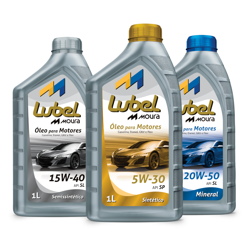Três frascos do óleo automotivo Moura Lubel