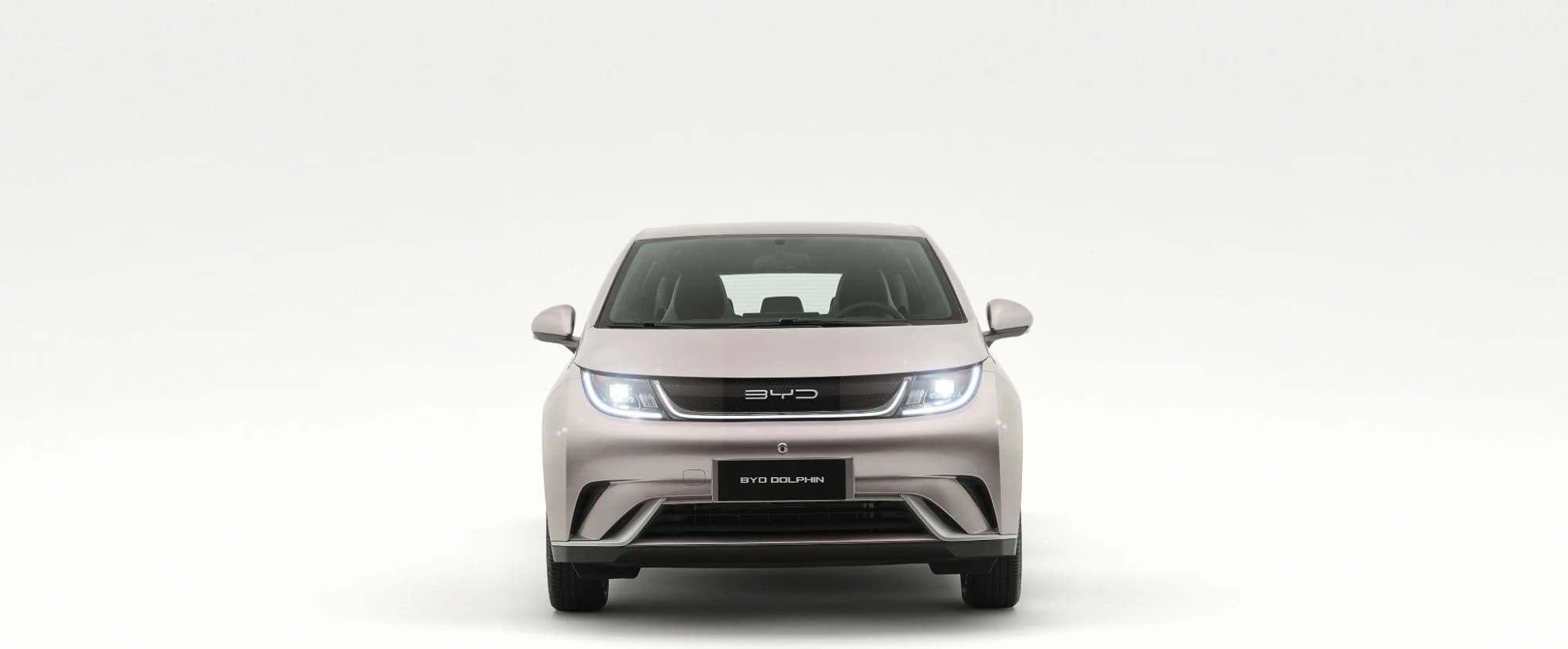 Carro BYD Dolphin (GS) acinzentado